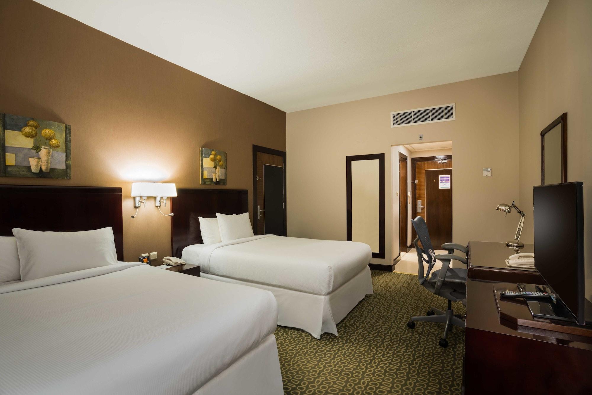 Hilton Garden Inn Riyadh Olaya Kültér fotó