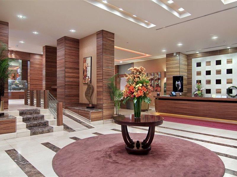 Hilton Garden Inn Riyadh Olaya Kültér fotó